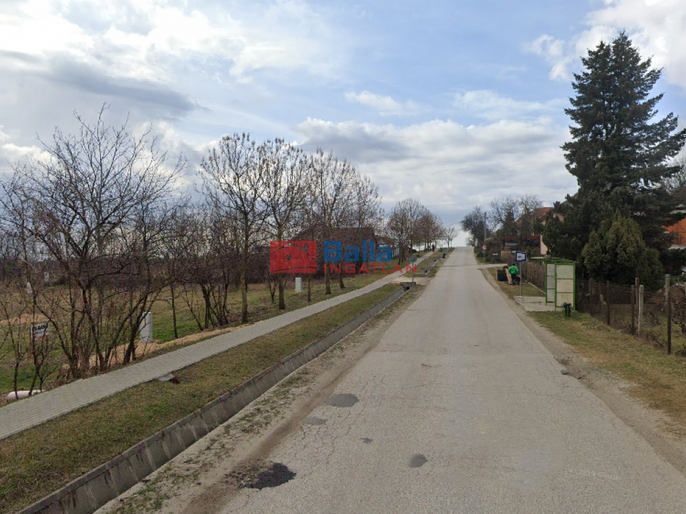 Eladó 744 m²-estelek Kerepes, Hegy u. mentén: 33'000'000 Ft