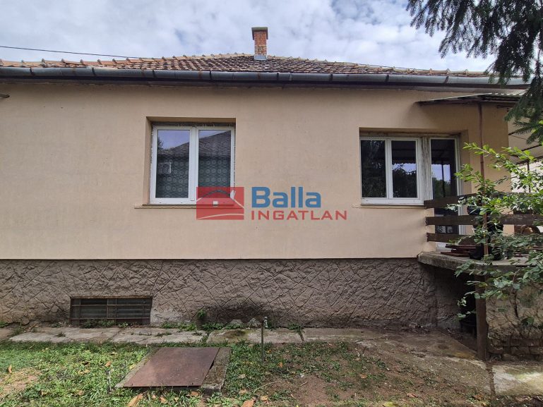 Eladó 81 m²-estársasházi lakás Maglód, Erzsébet körút környéki utca: 61'000'000 Ft