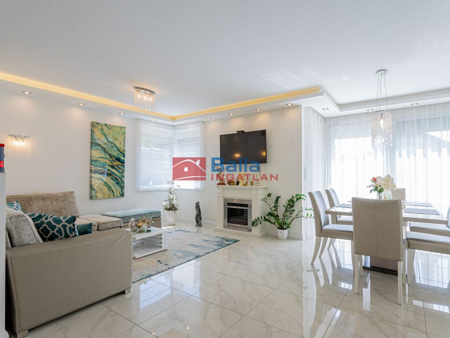 Eladó 182 m²-esikerház Mogyoród, Fóti út: 188'000'000 Ft