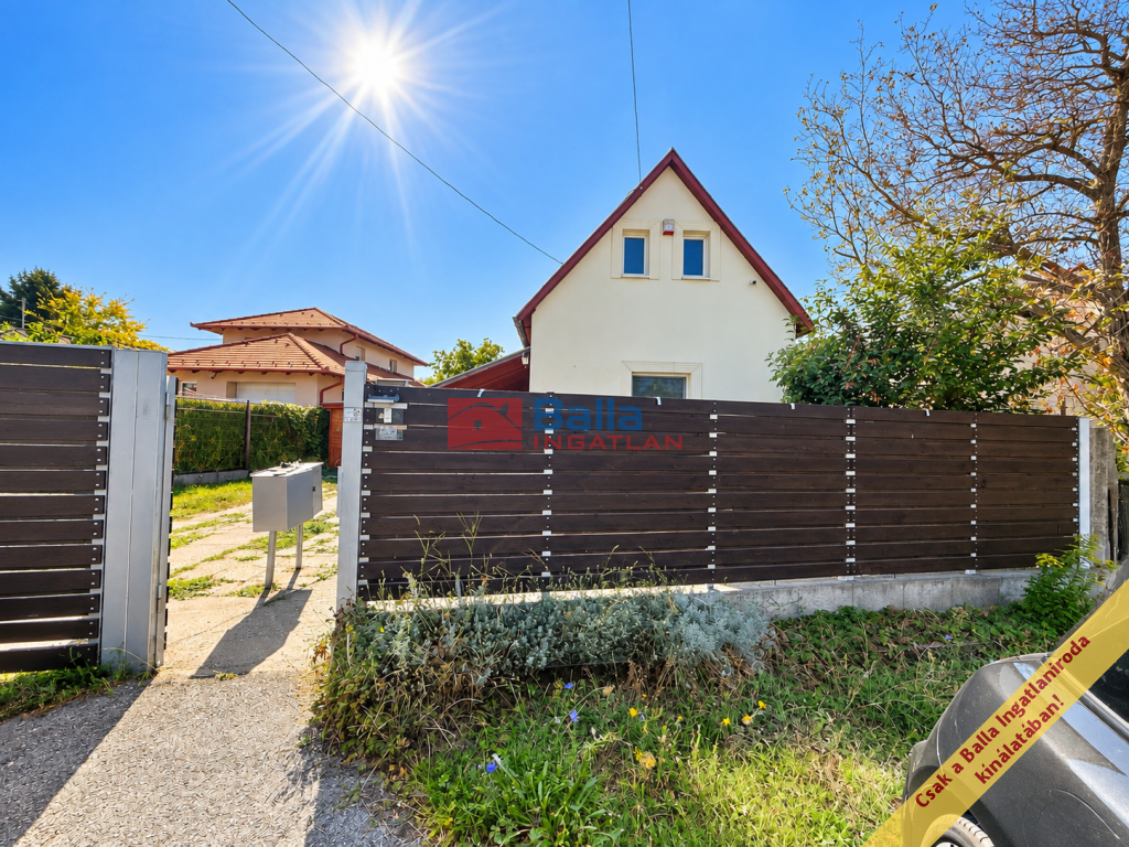 Eladó 55 m²-escsaládi ház Mogyoród, Gödöllői út: 69'000'000 Ft