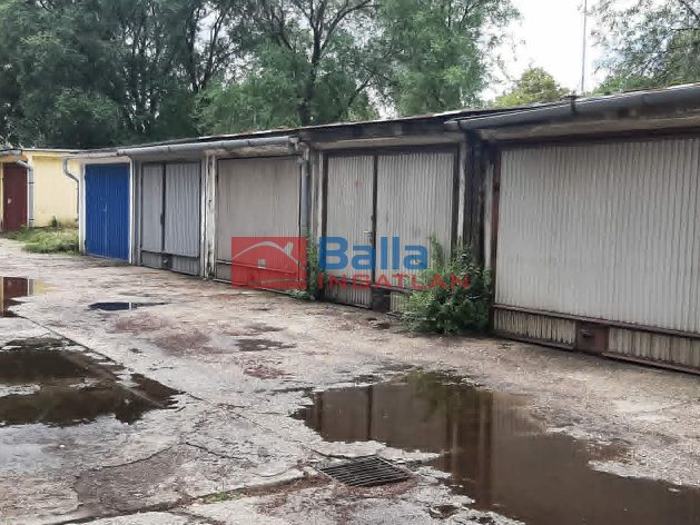 Kiadó 14 m²-eskülönálló garázs Nyíregyháza, Árpád utca: 25'000 Ft
