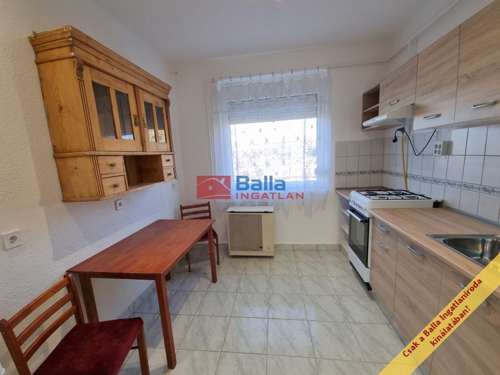 Eladó 52 m²-estársasházi lakás Nyíregyháza, Garibaldi utca: 40'000'000 Ft