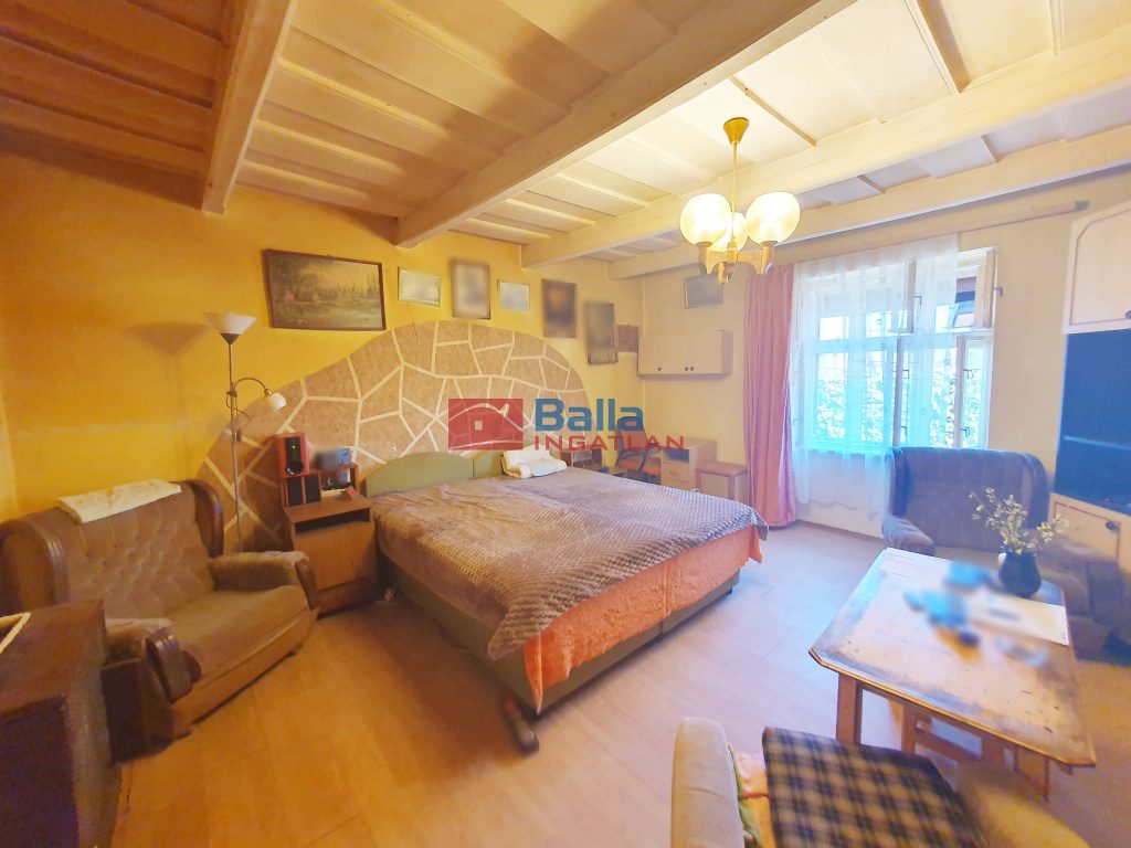 Eladó 96 m²-escsaládi ház Pécel, Bartoshegy - Városközpont közeli utca: 55'000'000 Ft