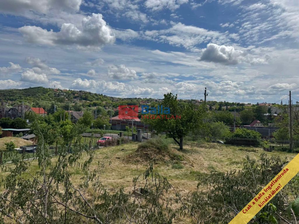 Eladó 900 m²-estelek Pécel, Erzsébet sétány: 51'700'000 Ft