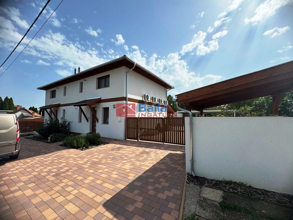 Eladó 98 m²-esikerház Rád, Berzsenyi Dániel utca: 128'000'000 Ft