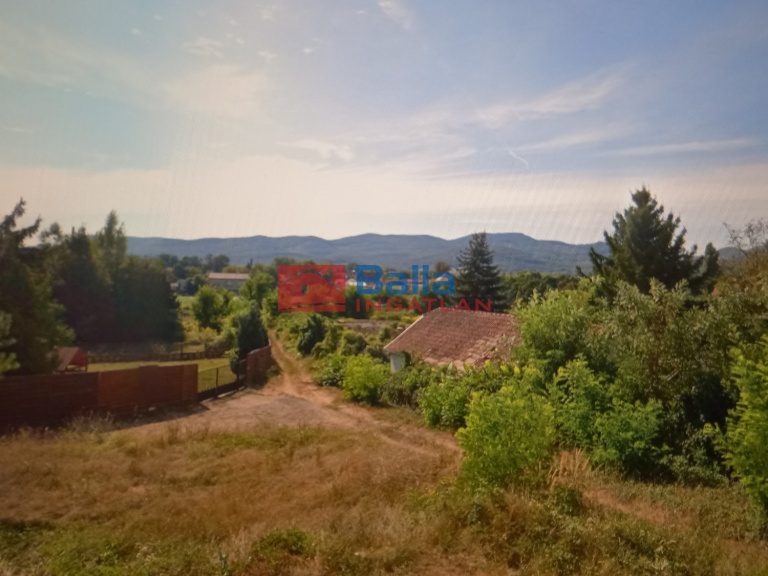 Eladó 2205 m²-estelek Recsk, Hunyadi János út: 2'300'000 Ft