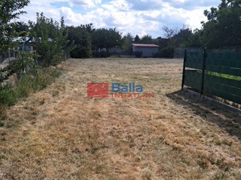 Eladó 990 m²-estelek Siófok, KILITI: 21'500'000 Ft