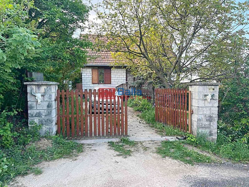 Eladó 46 m²-escsaládi ház Sóskút, Körtefa - Harangláb utca között utca: 45'000'000 Ft