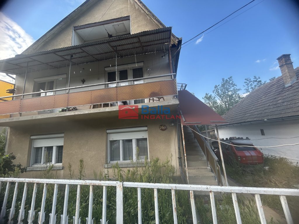 Eladó 187 m²-escsaládi ház Sülysáp, Lövölde utca: 58'800'000 Ft