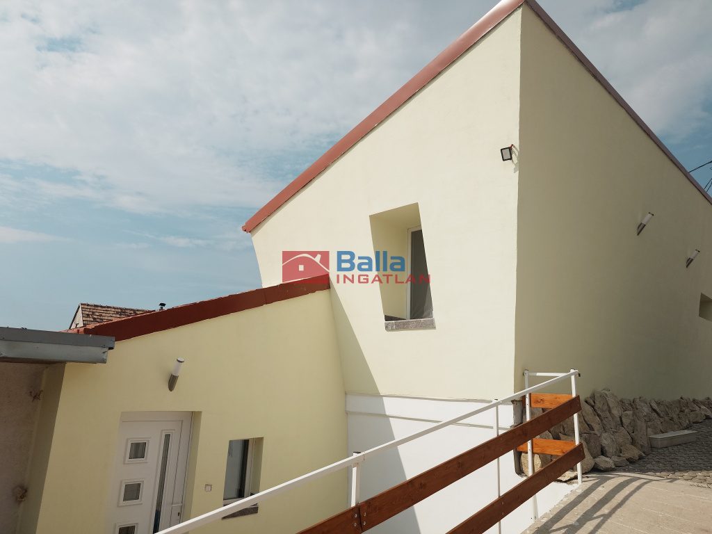 Eladó 158 m²-escsaládi ház Székesfehérvár, Borszéki utca: 108'000'000 Ft