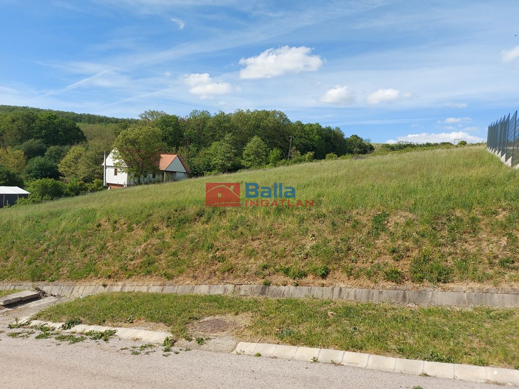 Eladó 1500 m²-estelek Szendehely, Rét utca: 25'000'000 Ft