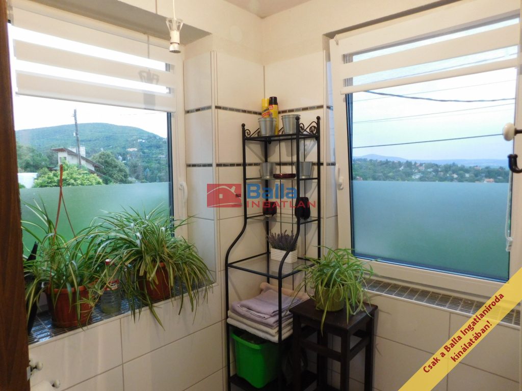 Eladó 117 m²-escsaládi ház Szentendre, Napos sétány: 120'000'000 Ft