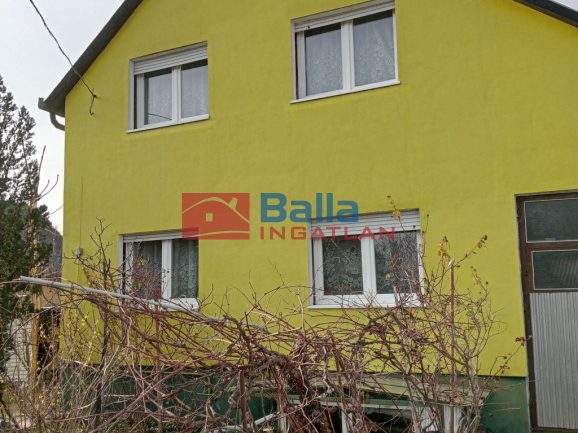 Eladó 204 m²-escsaládi ház Szigethalom (Városközpont) , Kolozsvári közeli utca: 97'000'000 Ft