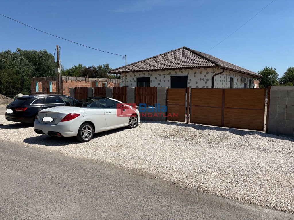 Eladó 93 m²-esikerház Szigetszentmárton, Vasút utca: 78'000'000 Ft