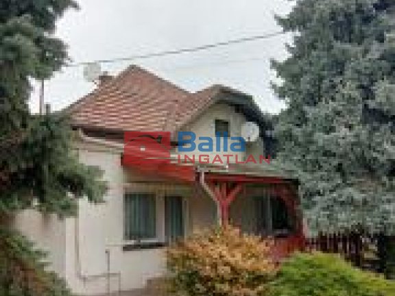 Eladó 101 m²-escsaládi ház Szigetszentmiklós, Dr Lengyel Lajos közeli utca: 109'000'000 Ft