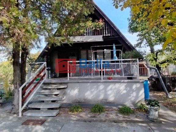 Eladó 50 m²-esüdülő Szigetszentmiklós, Kavicsos tó közeli utca: 38'200'000 Ft