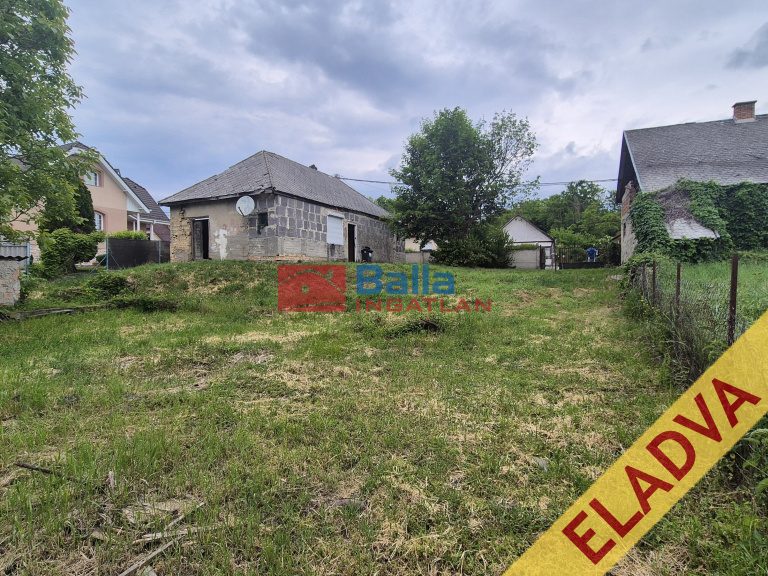 Eladó 61 m²-escsaládi ház Tápióság, Központhoz közeli út: 12'900'000 Ft