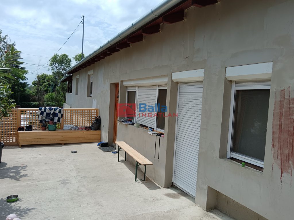 Eladó 280 m²-escsaládi ház Tárnok, Sóskúti út: 115'000'000 Ft