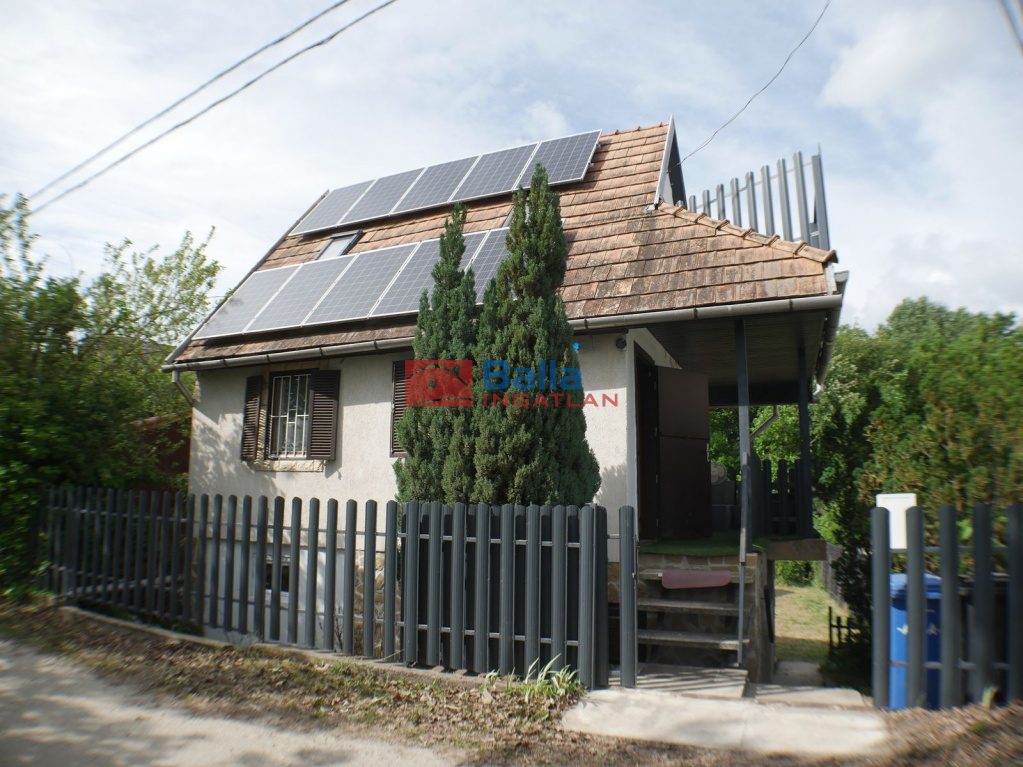 Eladó 80 m²-esüdülő Tass, Dunapart utca: 89'900'000 Ft