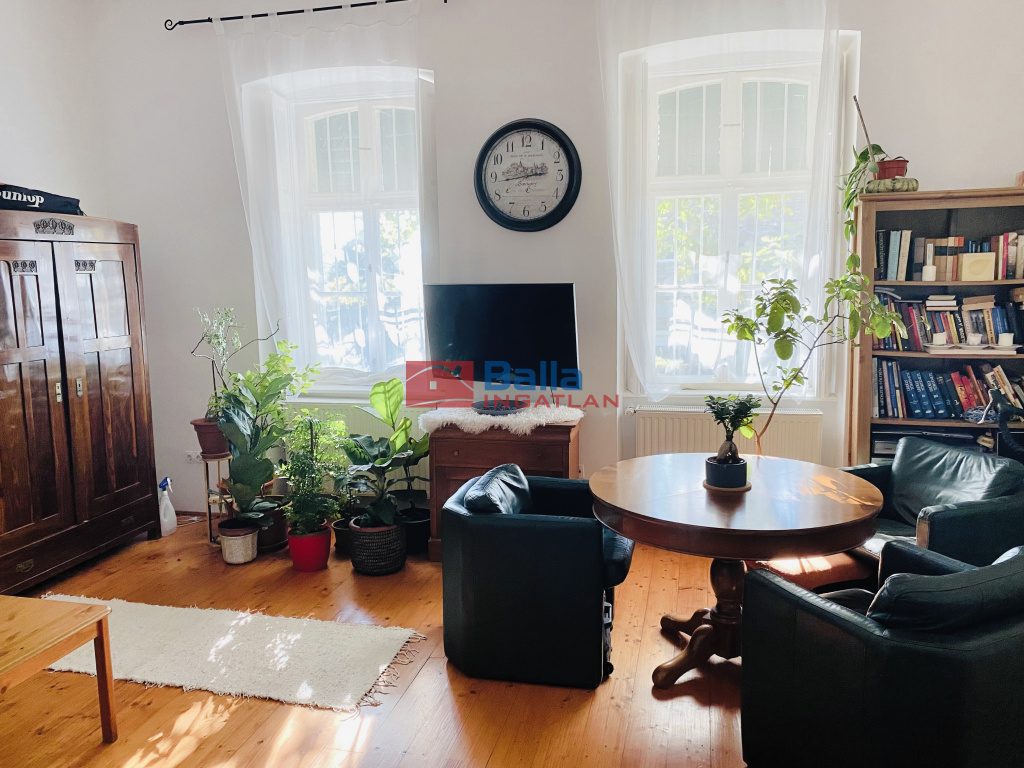 Eladó 207 m²-escsaládi ház Tihany, Dózsa György utca: 268'000'000 Ft