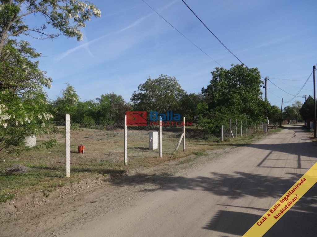 Eladó 677 m²-estelek Tiszakécske, Bem utca: 20'000'000 Ft
