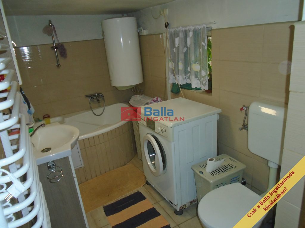 Eladó 93 m²-escsaládi ház Tiszakécske, Bögiszőlő utca: 19'900'000 Ft