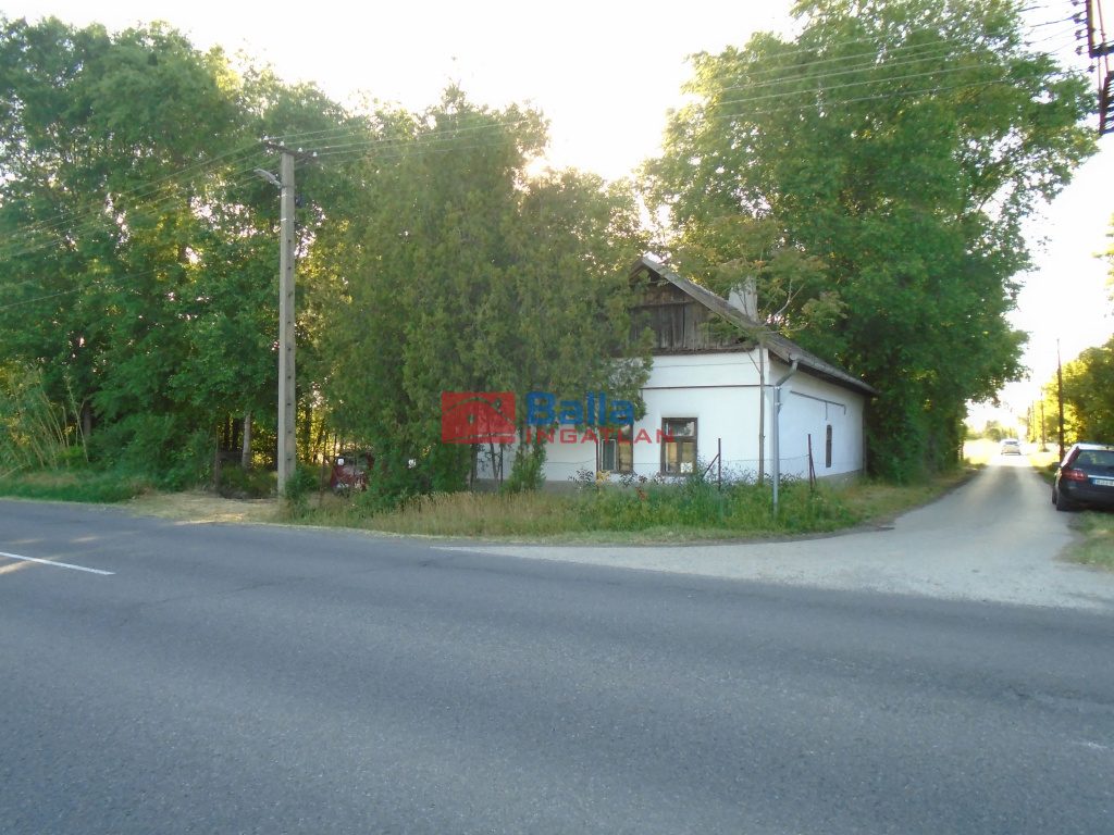 Eladó 62 m²-escsaládi ház Tiszakécske, Tiszabög utca: 16'500'000 Ft