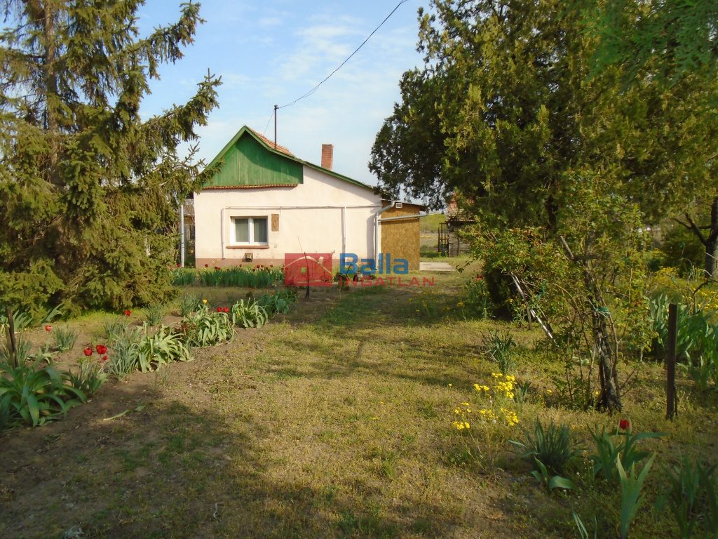 Eladó 26 m²-escsaládi ház Tiszakécske, Tiszabög utca: 11'900'000 Ft