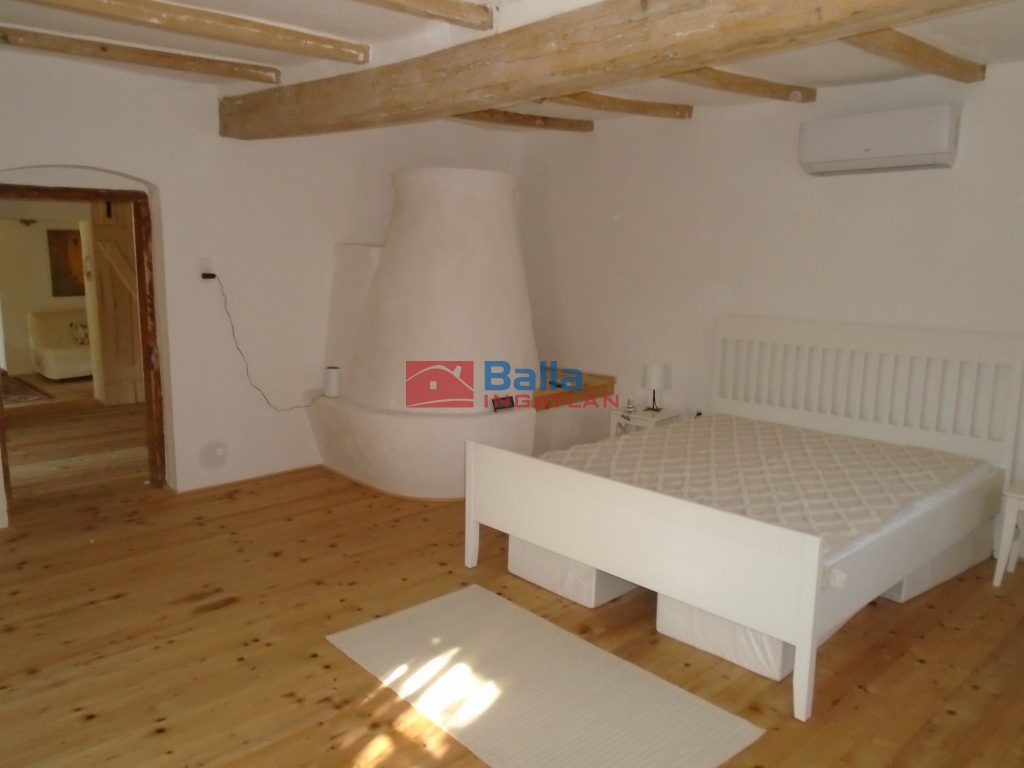 Eladó 70 m²-escsaládi ház Tiszaug, Petőfi Sándor út: 23'500'000 Ft
