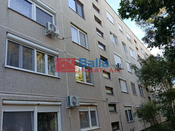 Eladó 56 m²-estársasházi lakás Tököl, Mátyás király  utca közeli utca: 52'000'000 Ft