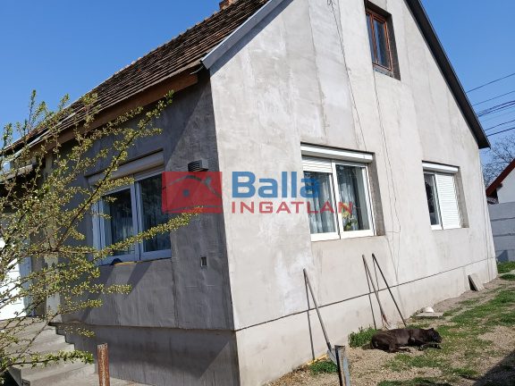 Eladó 75 m²-escsaládi ház Tököl, Mester utca klözeli utca: 87'500'000 Ft