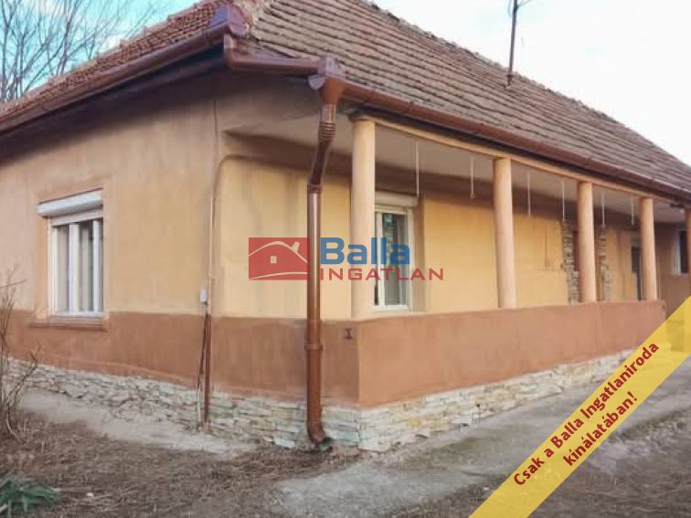 Eladó 50 m²-escsaládi ház Úri, Kossuth Lajos utca környéki utca: 25'500'000 Ft