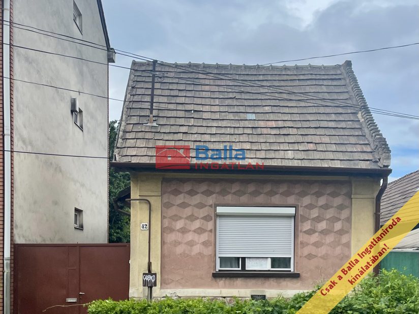 Eladó 60 m²-escsaládi ház Vác, Belváros: 65'000'000 Ft