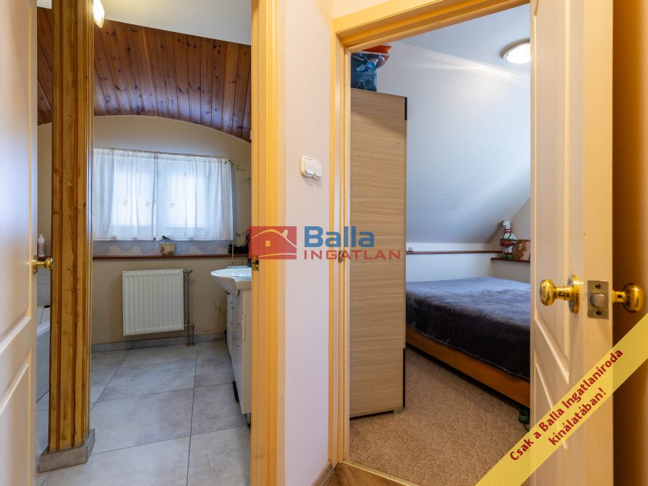 Eladó 82 m²-estársasházi lakás Vác, Cserje utca: 124'900'000 Ft