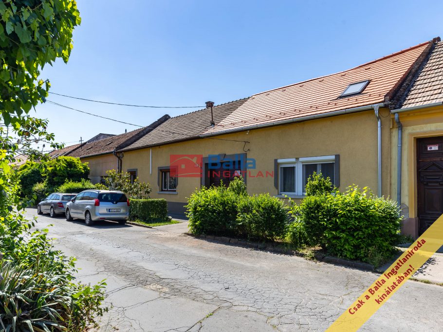 Eladó 159 m²-esházrész Vác, Hattyú utca utca: 83'000'000 Ft