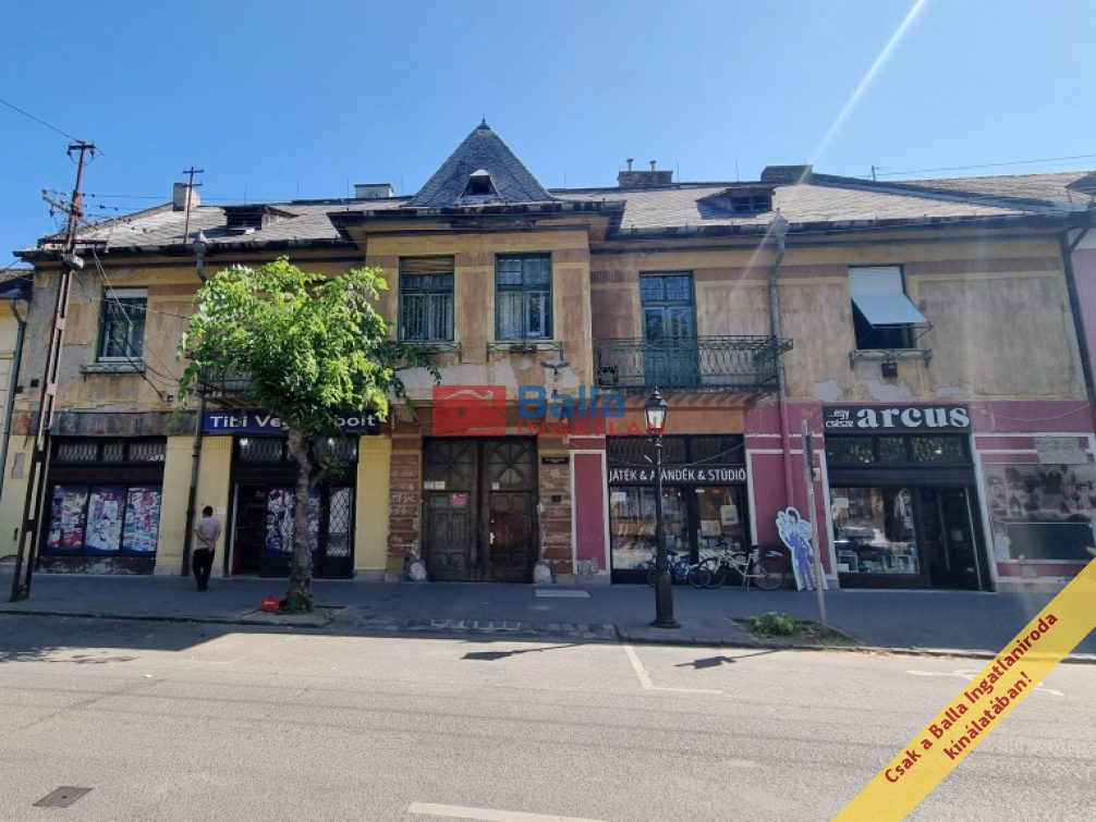 Eladó 45 m²-estársasházi lakás Vác, Köztársaság út: 34'900'000 Ft