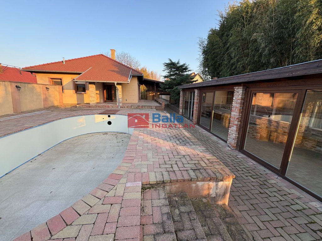 Eladó 160 m²-escsaládi ház Vecsés, Vecsés: 149'900'000 Ft