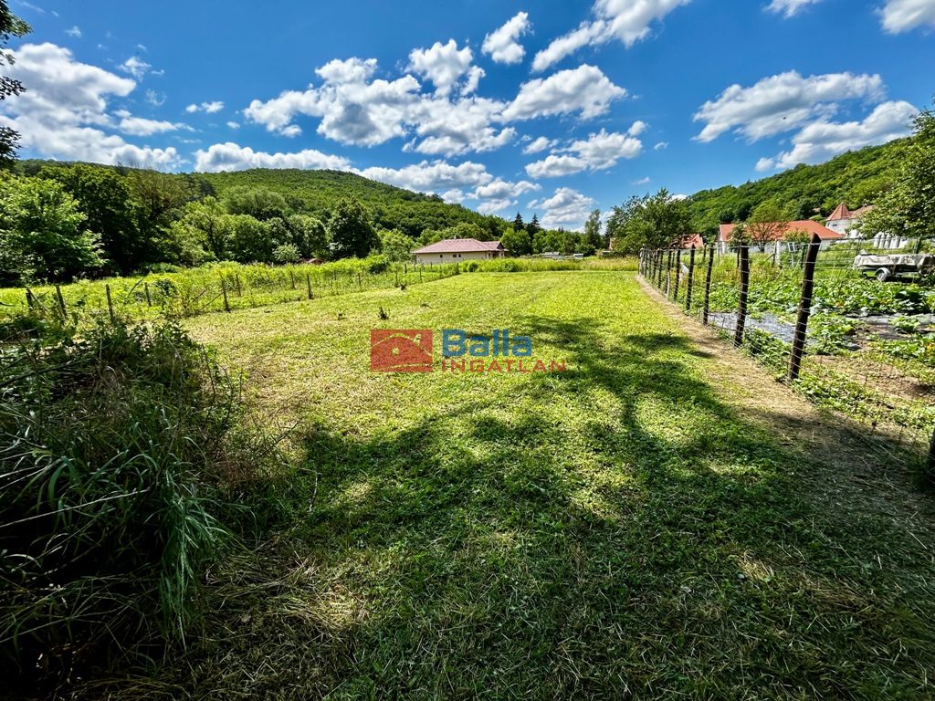 Eladó 413 m²-estelek Zebegény, Malom utca: 14'800'000 Ft