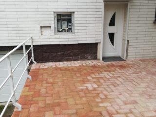 Eladó 110 m²-escsaládi ház Ábrahámhegy, Zsákutca: 79'900'000 Ft