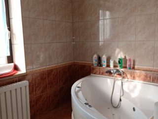 Eladó 130 m²-esikerház Agárd, Gesztenyesor utca: 120'000'000 Ft