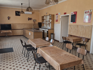 Kiadó 100 m²-esvendéglátó egység utcai bejárattal Alsónémedi, 5-s út: 200'000 Ft