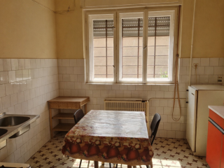 Kiadó 100 m²-esvendéglátó egység utcai bejárattal Alsónémedi, 5-s út: 200'000 Ft