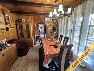 Eladó 158 m²-escsaládi ház Alsónémedi, Központi: 79'000'000 Ft