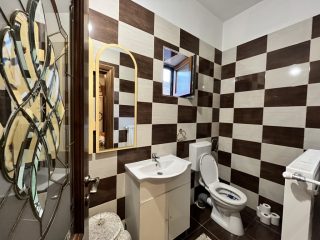 Eladó 225 m²-escsaládi ház Alsónémedi, Szép, karbantartott ház: 195'000'000 Ft