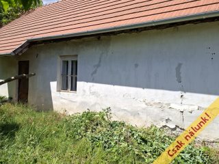 Eladó 48 m²-escsaládi ház Áporka, Béke út: 25'000'000 Ft