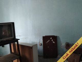 Eladó 48 m²-escsaládi ház Áporka, Béke út: 25'000'000 Ft