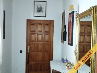 Eladó 160 m²-escsaládi ház Áporka, Petőfi utca: 160'000'000 Ft