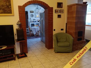 Eladó 160 m²-escsaládi ház Áporka, Petőfi utca: 160'000'000 Ft