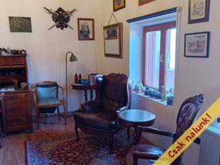 Eladó 160 m²-escsaládi ház Áporka, Petőfi utca: 160'000'000 Ft