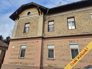 Eladó 112 m²-estársasházi lakás Aszód, Baross utca: 115'000'000 Ft